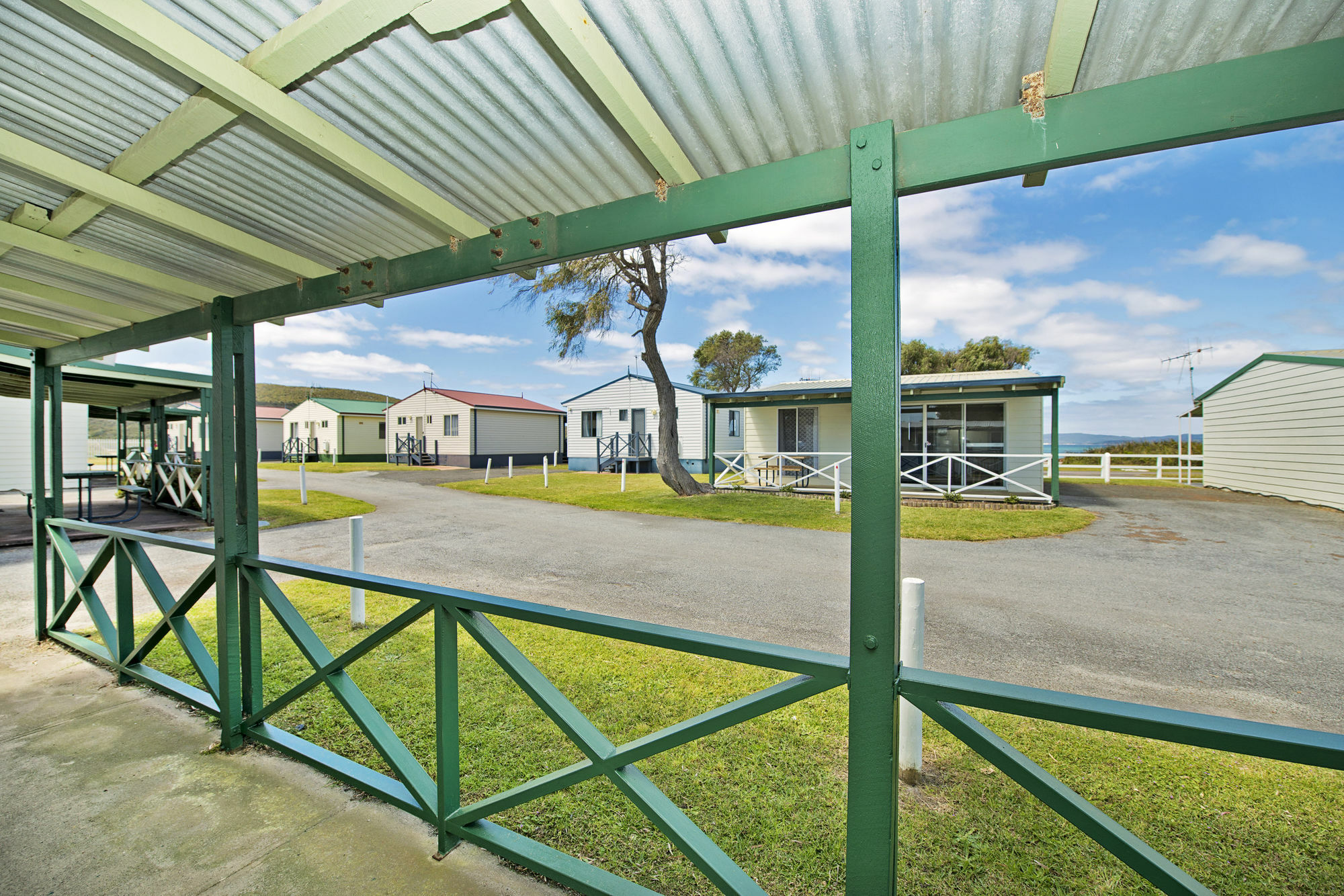 Acclaim Rose Gardens Beachside Holiday Park Albany Exterior photo